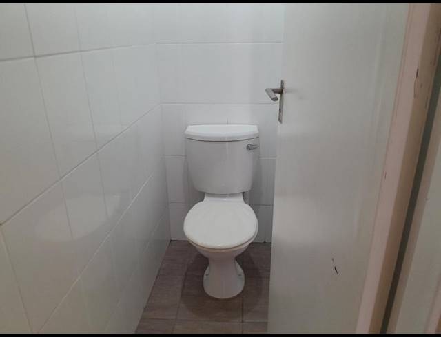 2 BEDROOM PROPERTY TO RENT IN NORTH BEACH